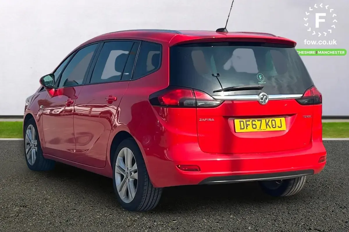 Used Vauxhall Zafira SRi 140 HP (102 kW) 2018 Red MPV
