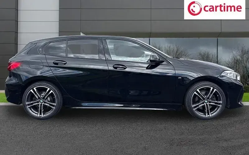 Used BMW 118 M Sport 136 HP (100 kW) 2024 Black Hatchback