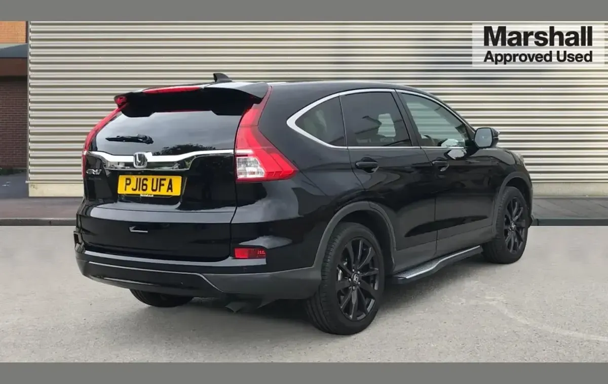 Used Honda CR-V Black Edition 155 HP (114 kW) 2016 Crystal black SUV