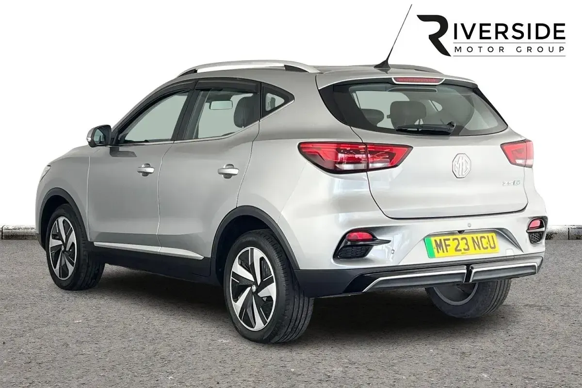 Used MG ZS Trophy 130 kW (177 HP) 2023 Silver SUV