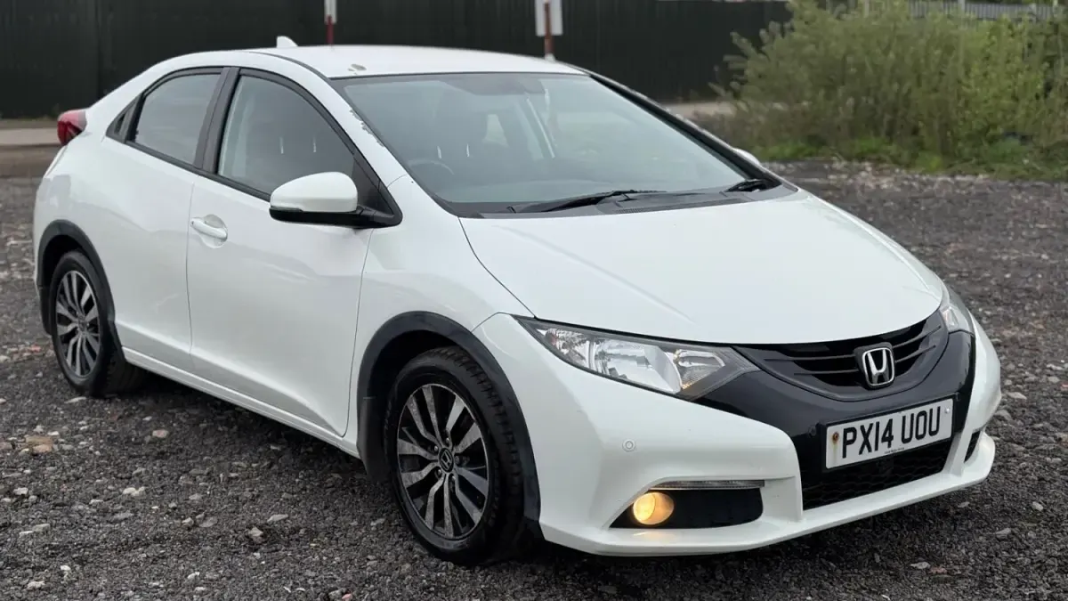 Używany Honda Civic SE Plus 120 KM (88 kW) 2014 Biały Hatchback