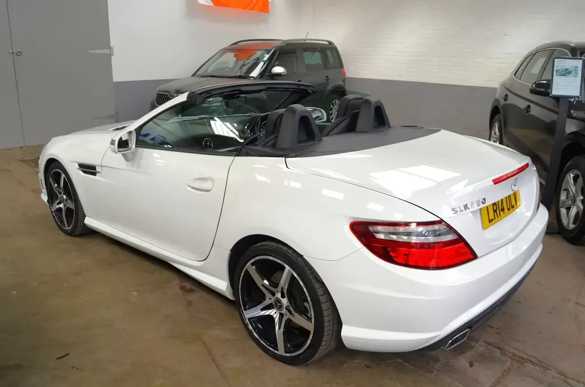 Used Mercedes SLK250 AMG 2014 White Cabriolet