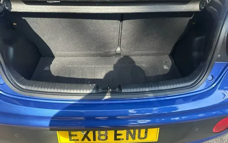 Used Hyundai i10 GO! 67 HP (49 kW) 2018 Blue Hatchback