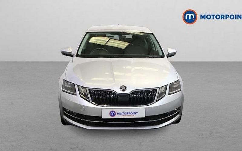 Używany Skoda Octavia SE L 150 KM (110 kW) 2019 Srebrny Hatchback