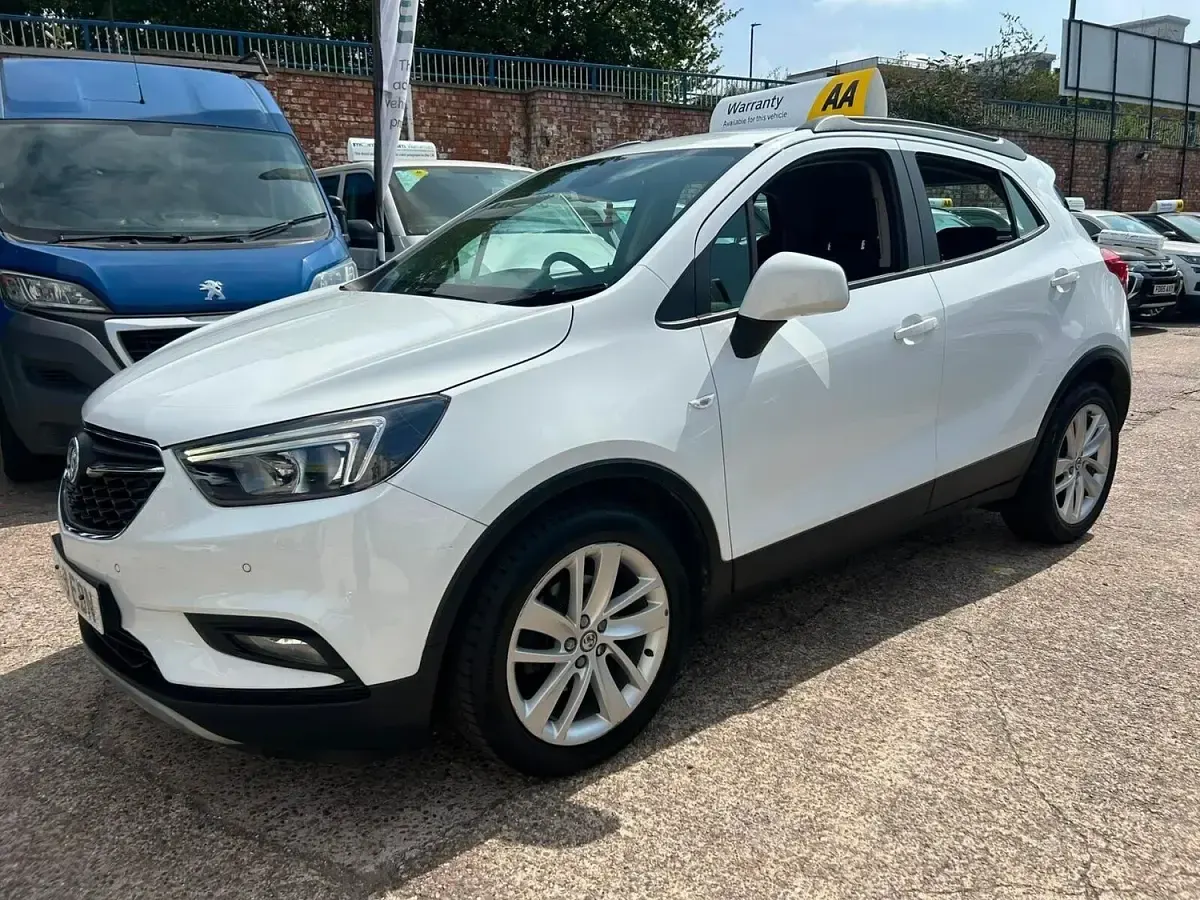 Used Vauxhall Mokka X Active 2018 White SUV