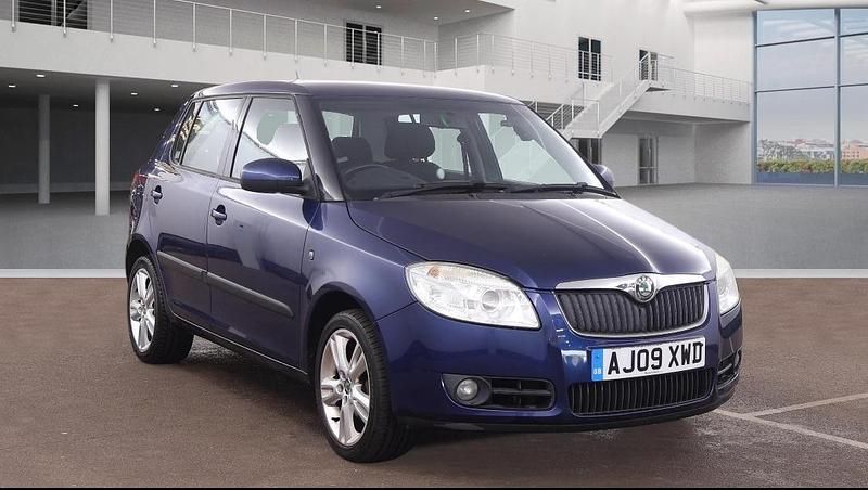 Used Skoda Fabia 86 HP (63 kW) 2009 Blue Hatchback