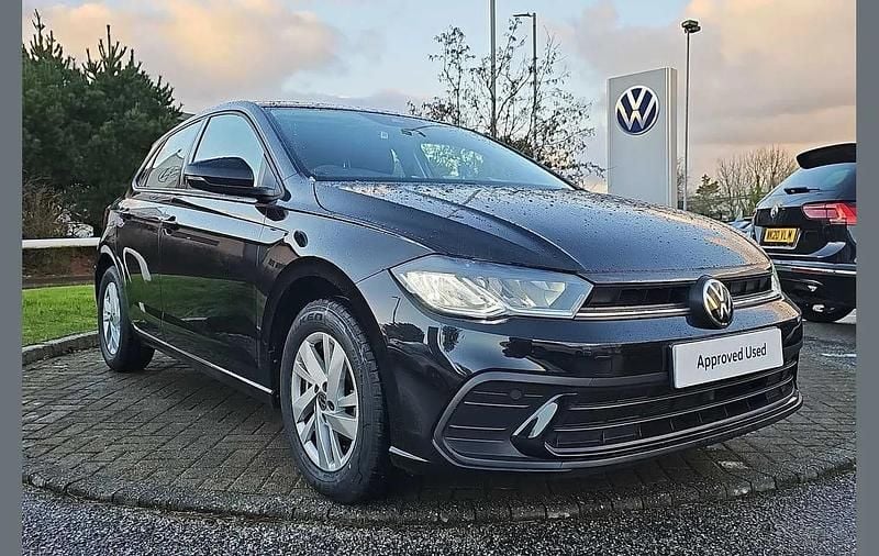 Black Used 2022 VW Polo Life Hatchback | £13,795 (Good price) - Image 1/4