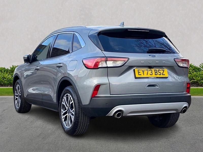 Used Ford Kuga Titanium 150 HP (110 kW) 2023 Silver SUV