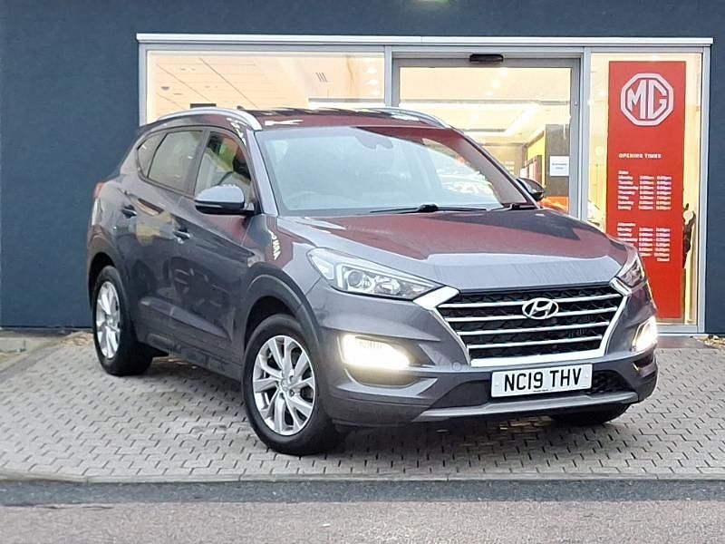 Used Hyundai Tucson SE 177 HP (130 kW) 2019 Grey SUV