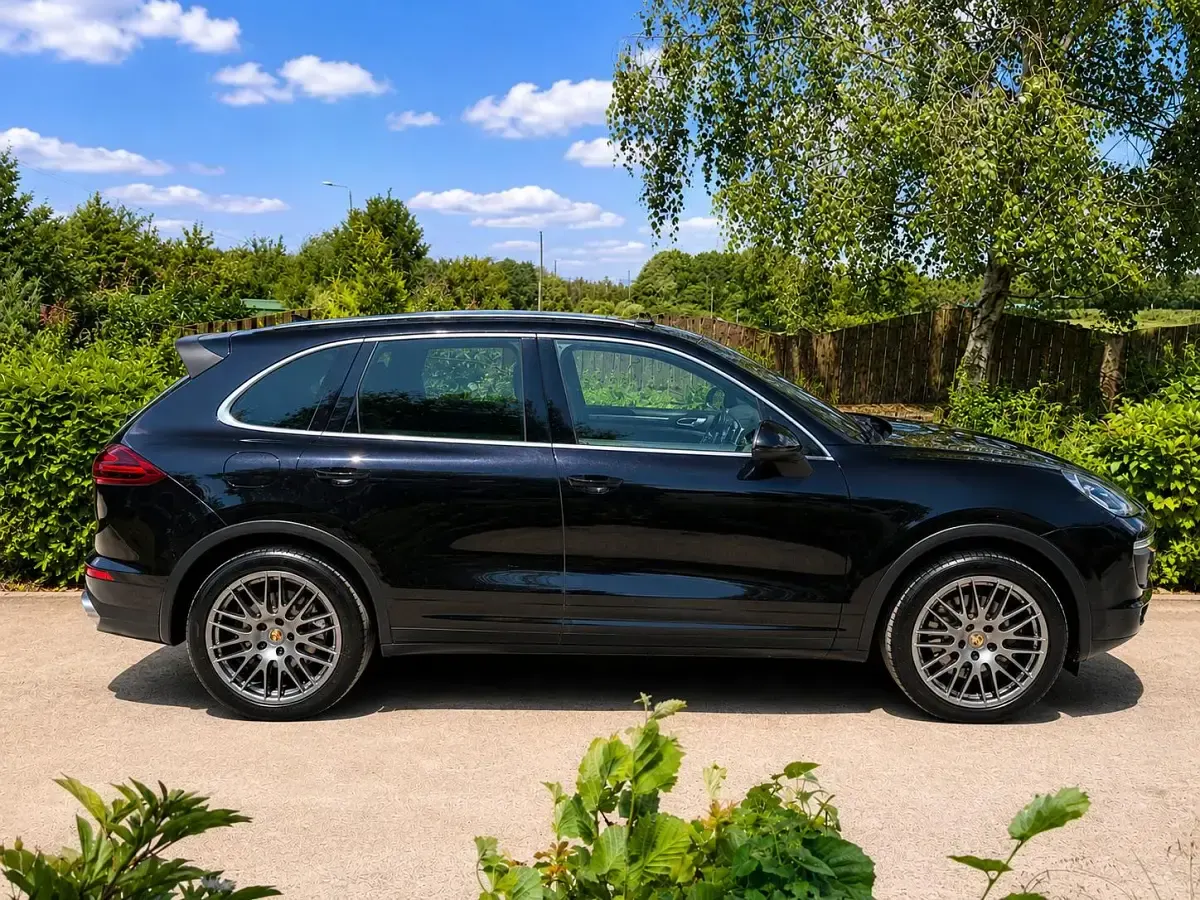 Used Porsche Cayenne 2016 Black SUV