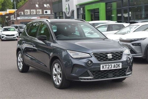 Grey Used 2023 Seat Arona FR SUV | £15,600 (Fair price) - Image 1/4