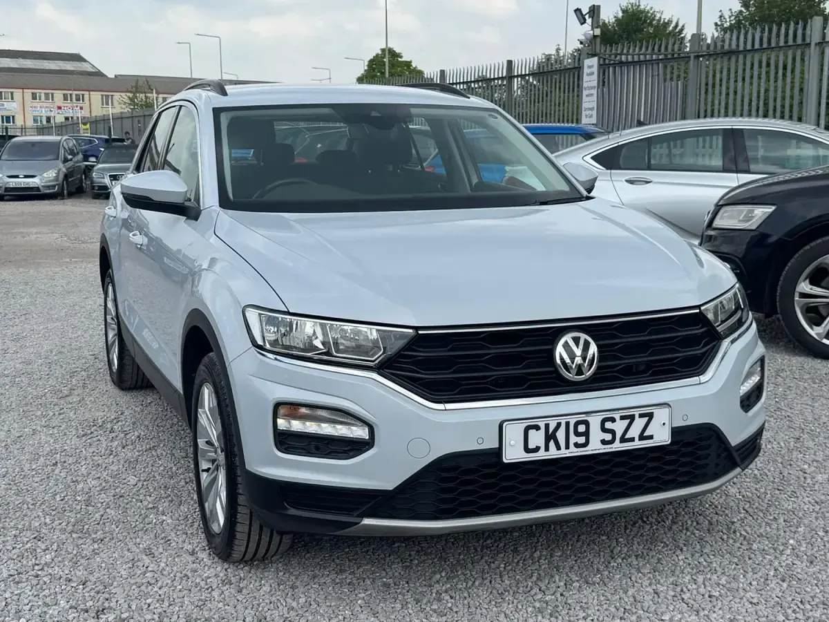 Used VW T-Roc SE 115 HP (84 kW) 2019 Silver SUV