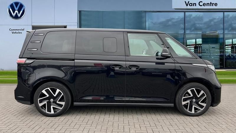 Used VW ID. Buzz Pro 210 kW (286 HP) 2024 Deep black pearl MPV
