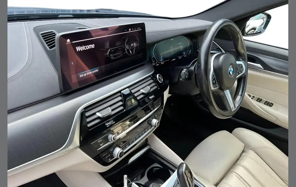 Used BMW 520 M Sport 187 HP (137 kW) 2021 Blue Sedan