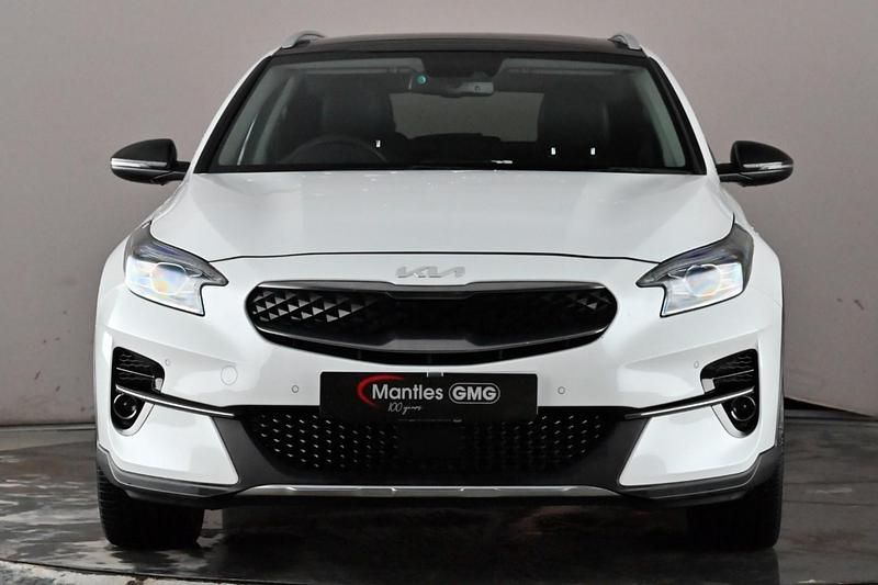 Used Kia XCeed 141 HP (103 kW) 2022 White SUV