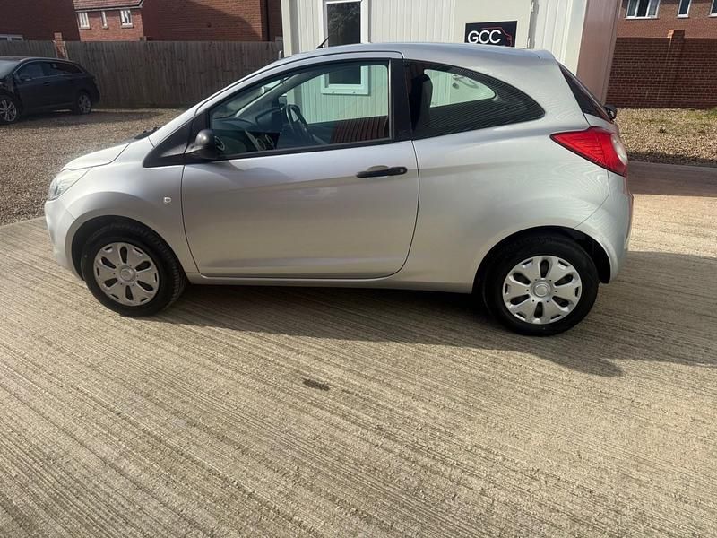 Used Ford Ka Studio 69 HP (50 kW) 2011 Silver Hatchback