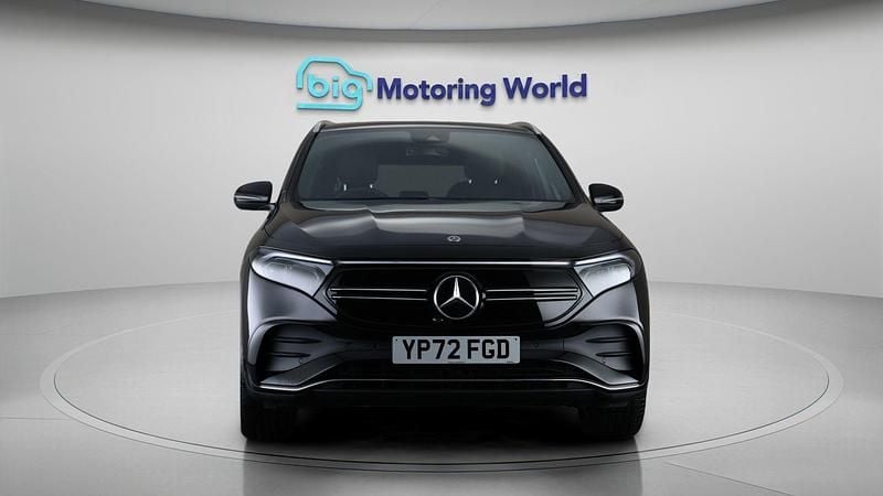 Usado Mercedes EQA300 AMG line 167 kW (228 HP) 2022 Preto SUV