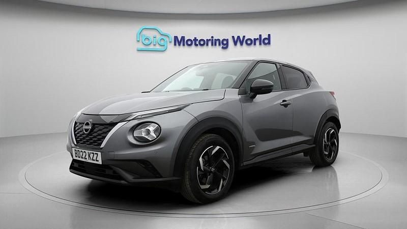 Used Nissan Juke N-Connecta 143 HP (105 kW) 2022 Grey SUV