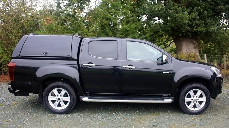 Black Used 2019 Isuzu D-Max Pickup | £14,995 (Good price) - Image 1/4