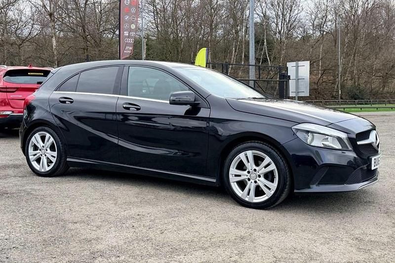 Used Mercedes A180 109 HP (80 kW) 2016