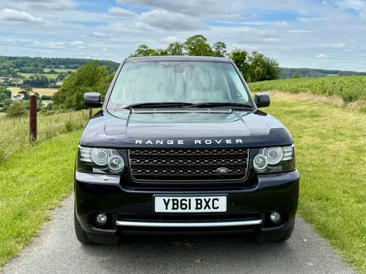 Used Land Rover Range Rover Vogue 2011 Blue SUV