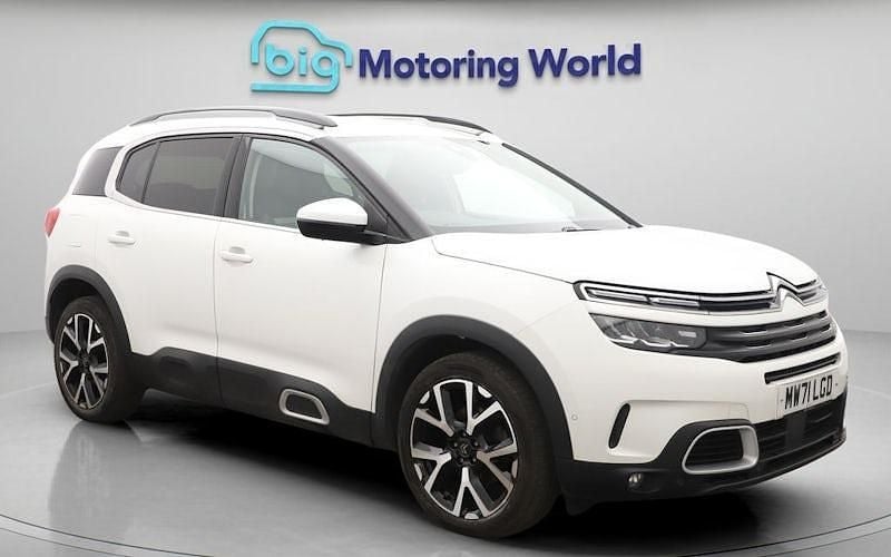 Used 2022 Citroën C5 Shine Hatchback | £10,872 (Good price) - Image 1/4