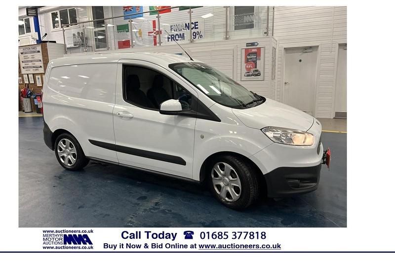 Used Ford Transit Trend 75 HP (55 kW) 2016 White Van