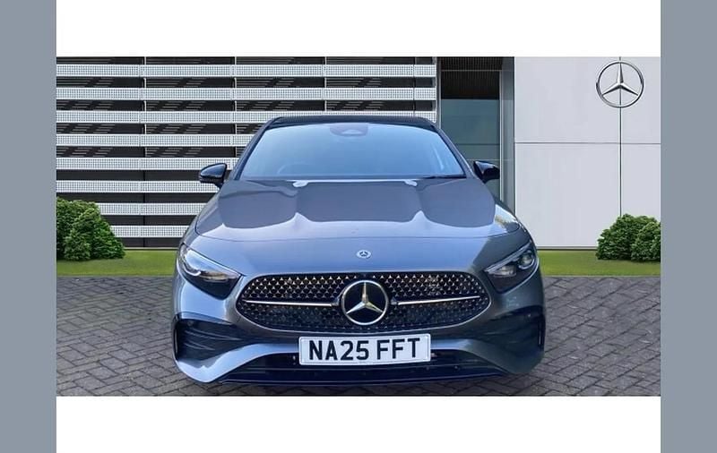 Used Mercedes A180 AMG Line Premium Plus 134 HP (98 kW) 2025 Grey Hatchback