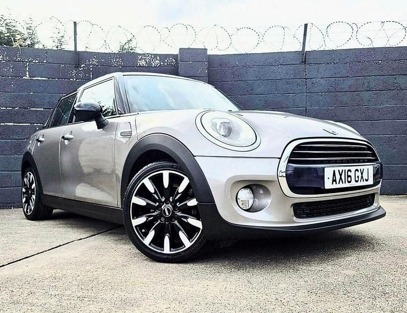 Silver Used 2016 Mini Cooper D Hatch Hatchback | £5,995 (Fair price) - Image 1/4