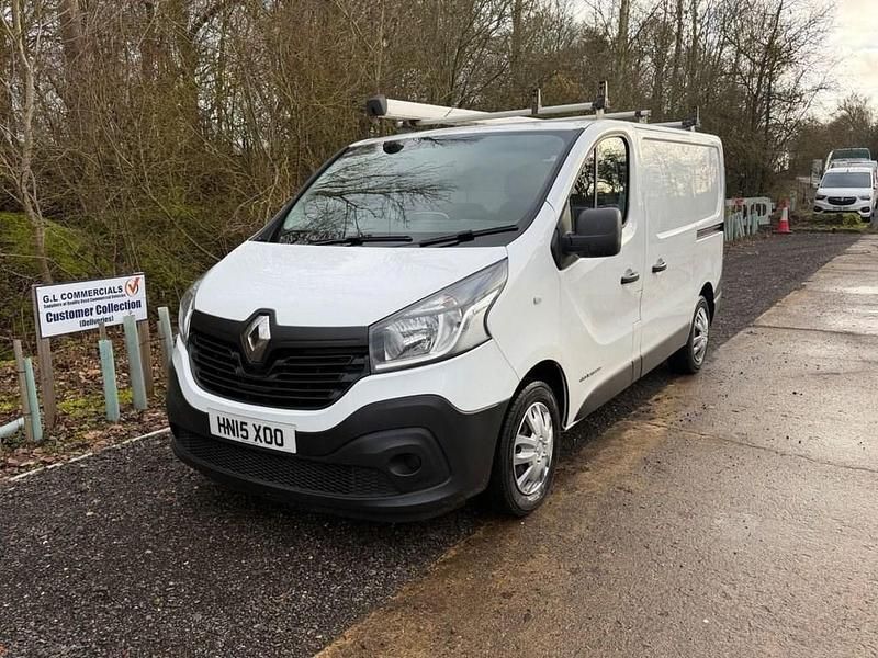 Used Renault Trafic Business 2015 White MPV