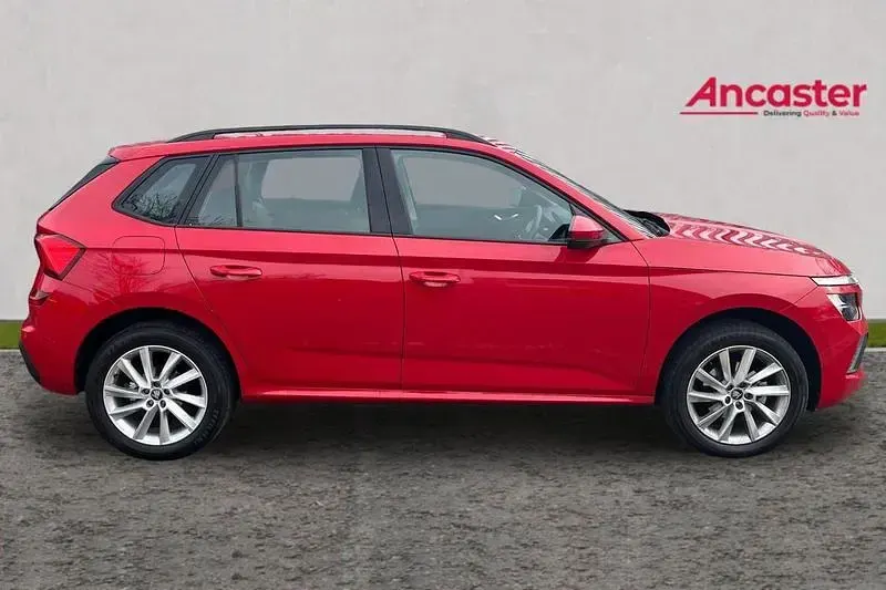 Used Skoda Kamiq SE 115 HP (84 kW) 2025 Red SUV