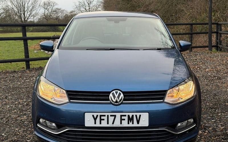 Used VW Polo Edition 90 HP (66 kW) 2017 Blue Hatchback