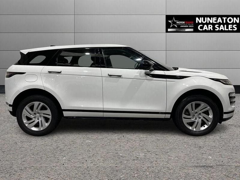 Used Land Rover Range Rover evoque R-Dynamic 180 HP (132 kW) 2019 White Estate