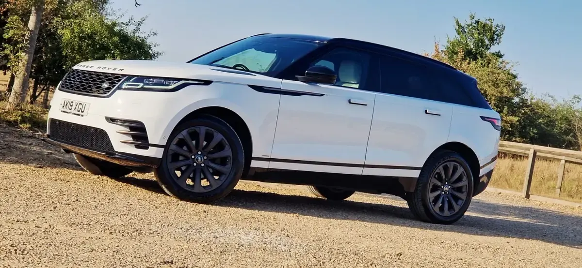 Used Land Rover Range Rover Velar SE Dynamic 179 HP (131 kW) 2019 White SUV