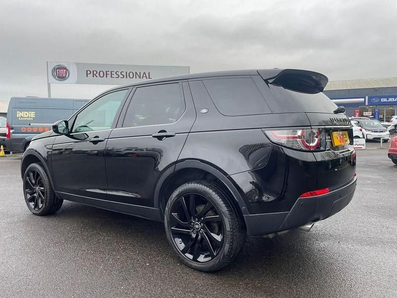 Used Land Rover Discovery Sport HSE 180 HP (132 kW) 2015 Black SUV