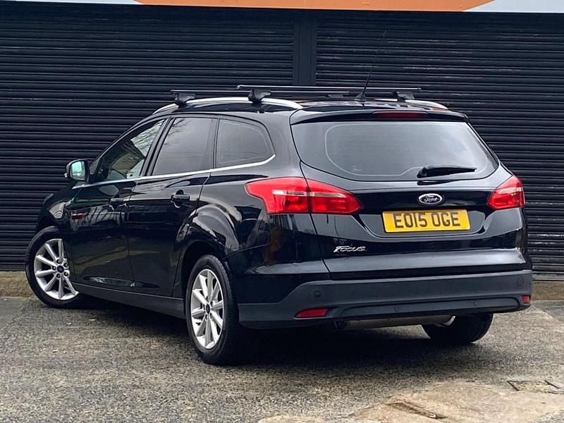 Used Ford Focus Titanium 125 HP (91 kW) 2015 Black Estate
