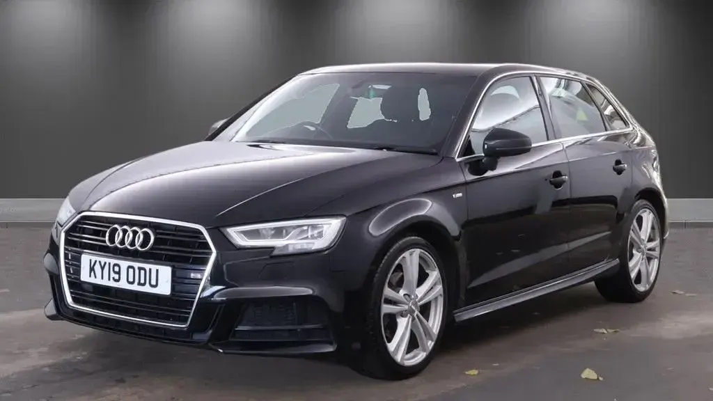 Used Audi A3 Sportback S-Line 150 HP (110 kW) 2019 Black Hatchback