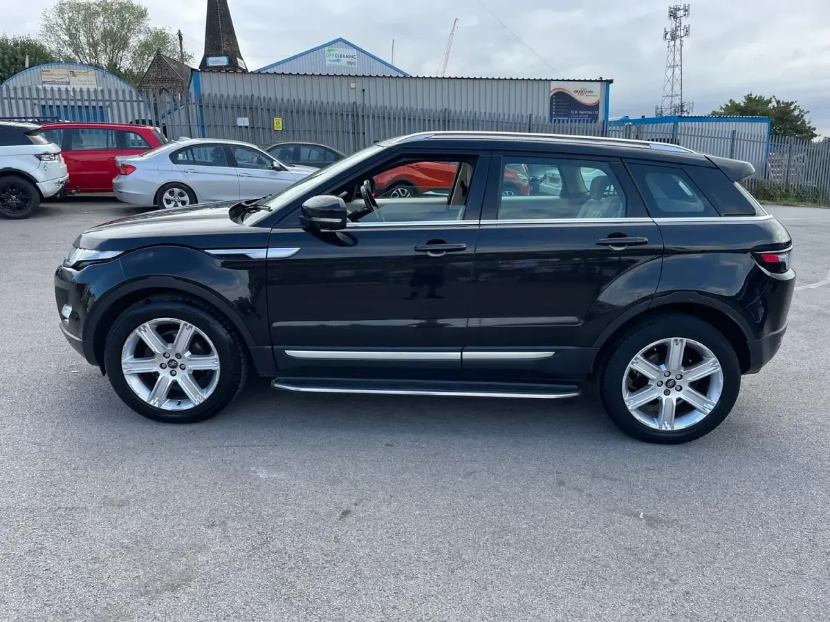 Used Land Rover Range Rover evoque Prestige 2012 Black SUV