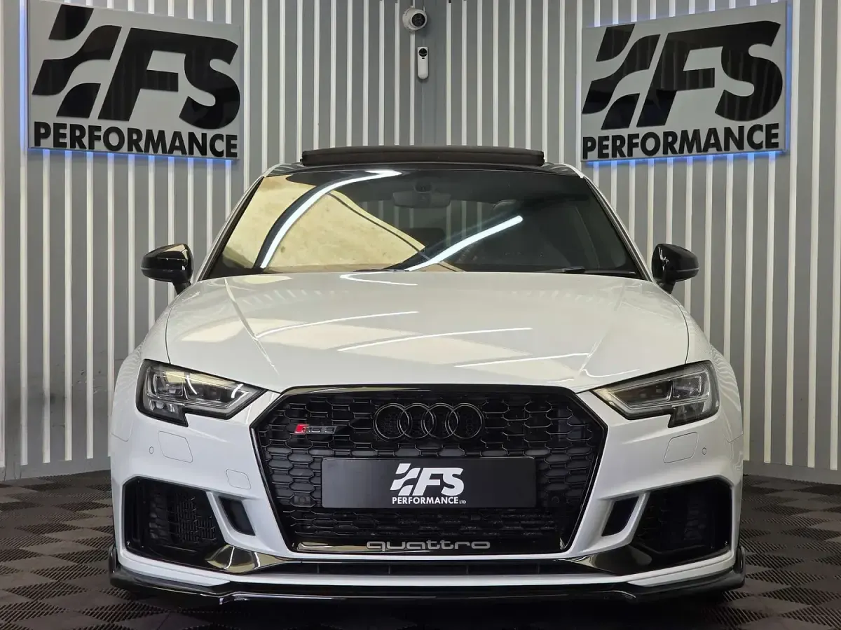 Used Audi RS3 Comfort 400 HP (294 kW) 2018 White Sedan