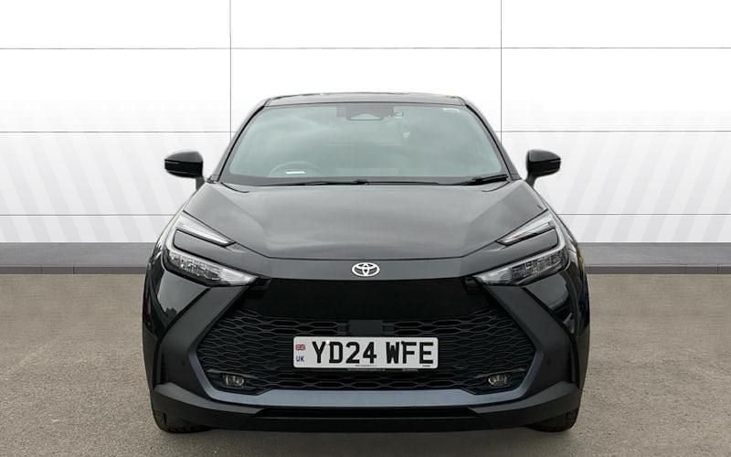 Used Toyota C-HR Design 140 HP (102 kW) 2026 SUV