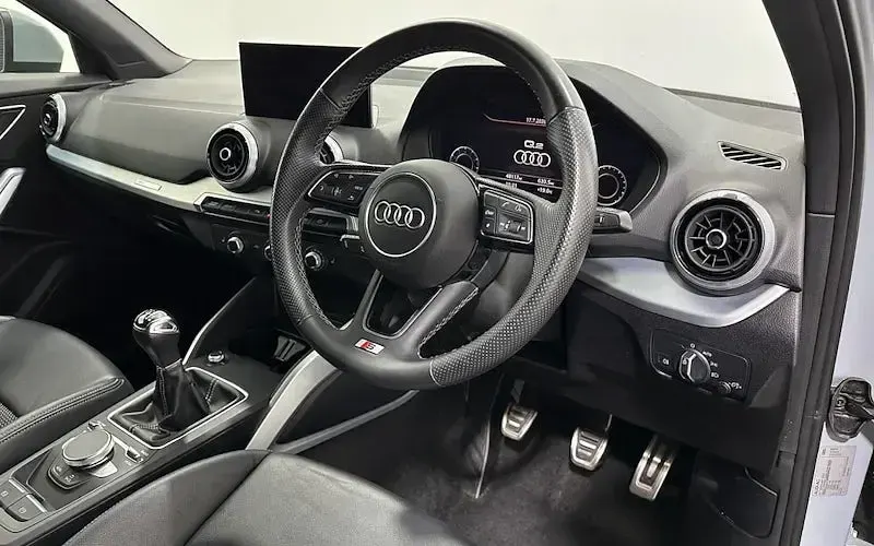 Used Audi Q2 S-Line 150 HP (110 kW) 2022 Grey SUV