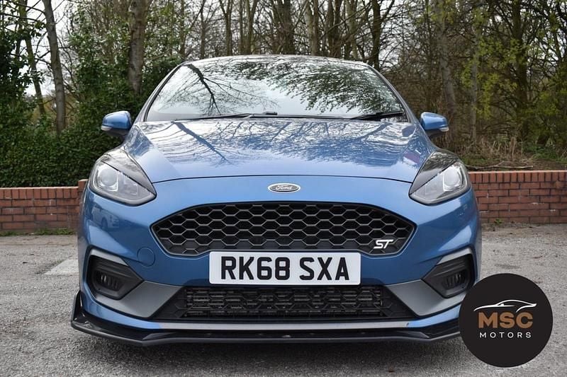 Used Ford Fiesta ST 200 HP (147 kW) 2018 Blue Hatchback
