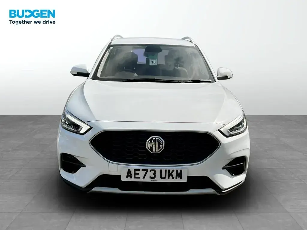 Used MG ZS Excite 106 HP (77 kW) 2023 White SUV