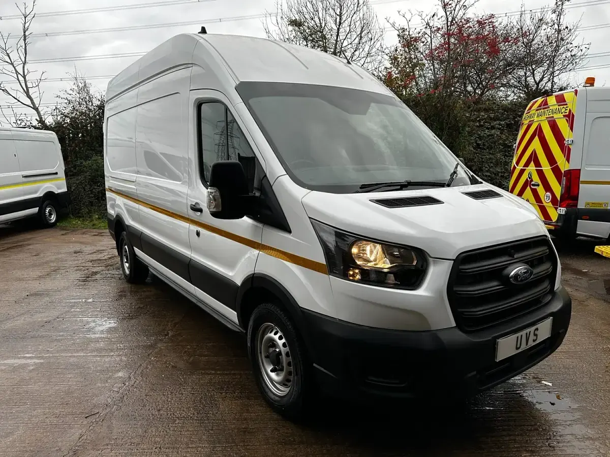 Used Ford Transit 170 HP (125 kW) 2022 White Van