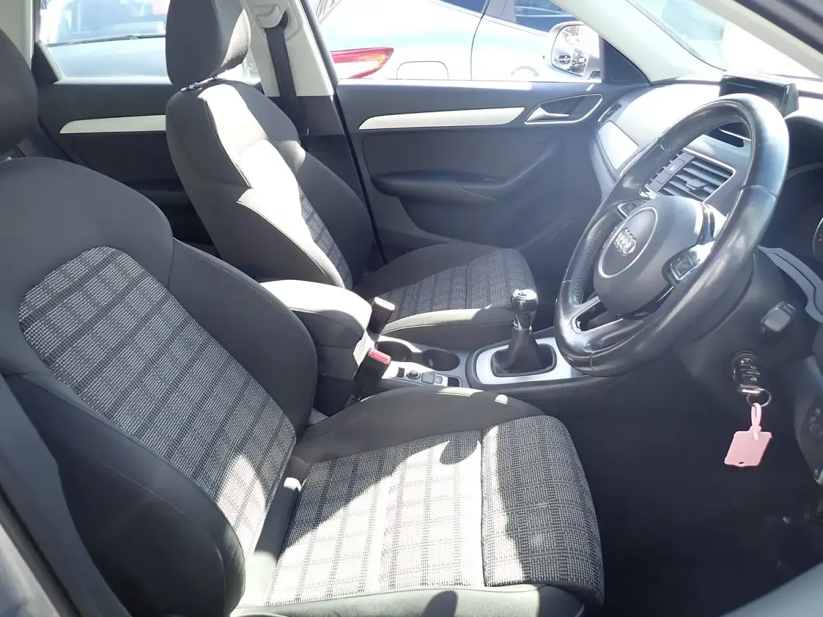 Used Audi Q3 Design 150 HP (110 kW) 2016 Silver SUV