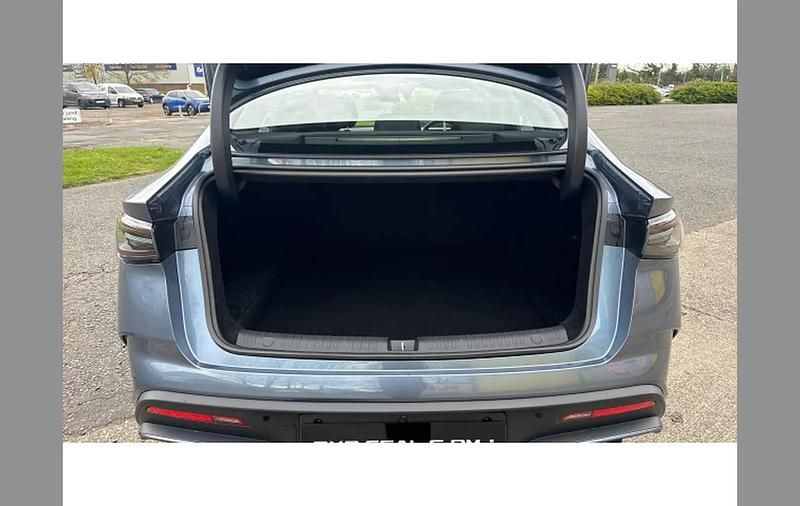 Nowe BYD Seal Boost 180 KM (132 kW) 2025 Other Sedan/Limuzyna