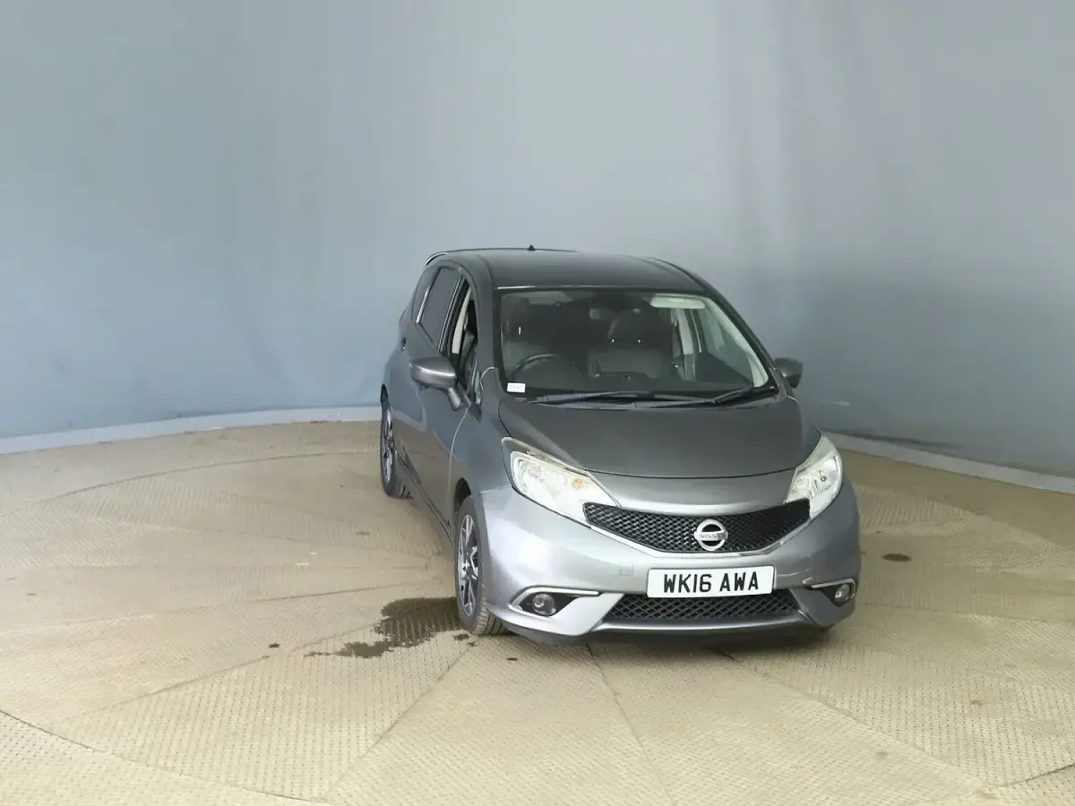 Used Nissan Note Tekna 90 HP (66 kW) 2016 Grey Hatchback