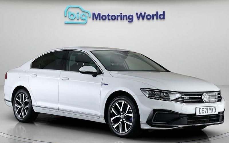 Used VW Passat GTE 218 HP (160 kW) 2021 Sedan
