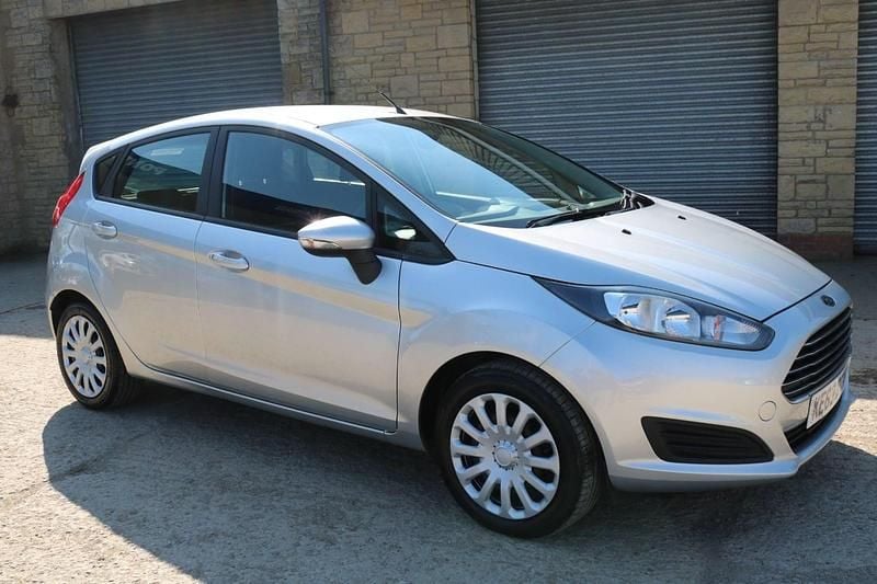 Used Ford Fiesta Style 2018 Silver Hatchback