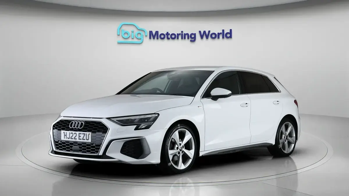 Usado Audi A3 S-Line 148 HP (108 kW) 2022 Sedan